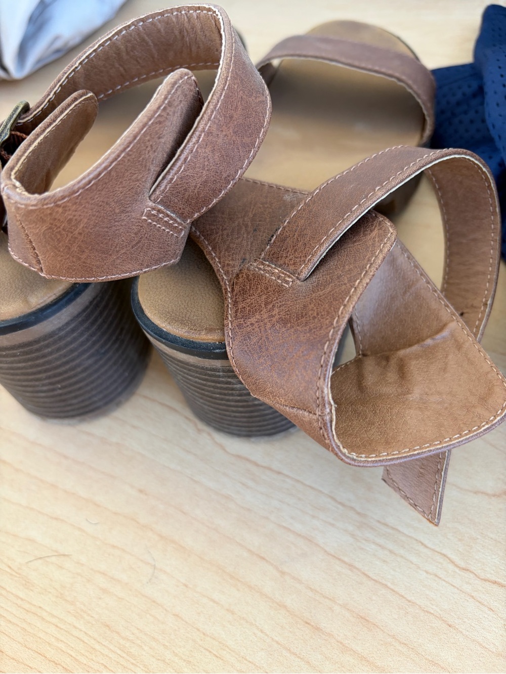 Pop Women’s Brown Ankle-Strap Sandals Women’s Size 7.5 - Picture 11 of 16